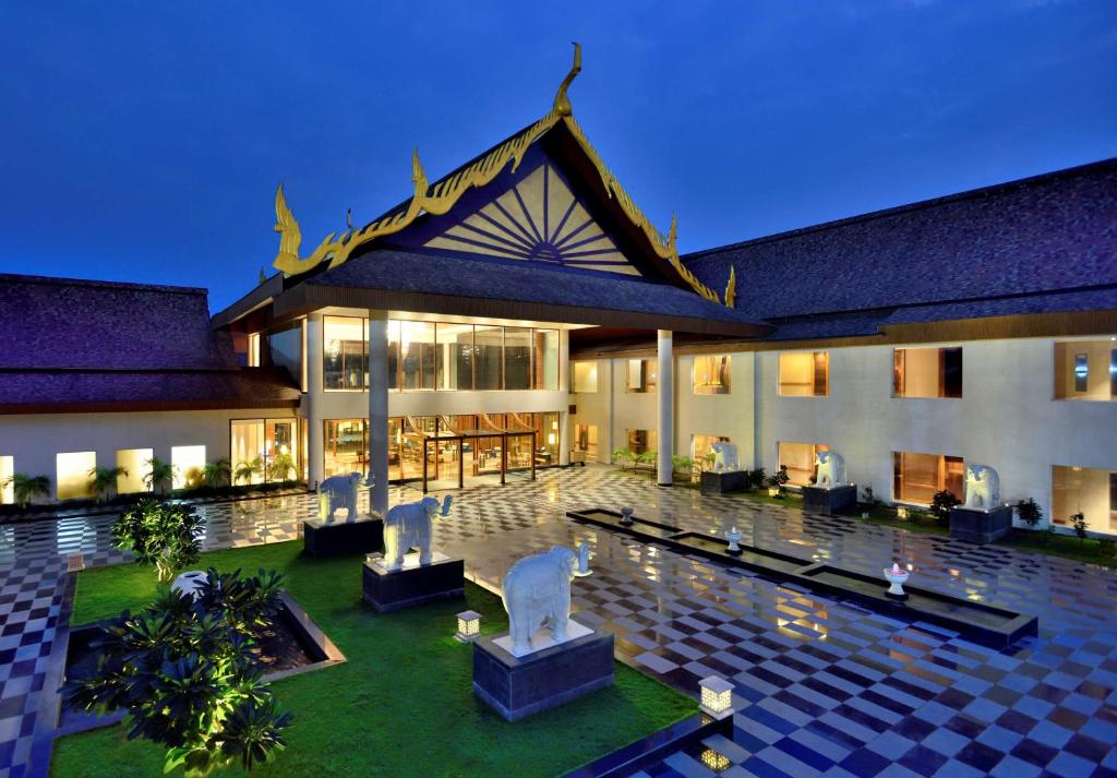 Radisson Blu Plaza Hotel